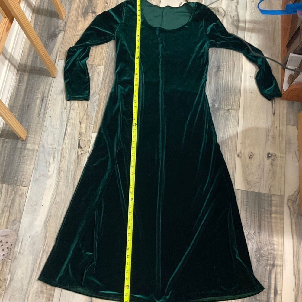 Emerald Green Velvet Long Dress one size fits most - Picture 8 of 9